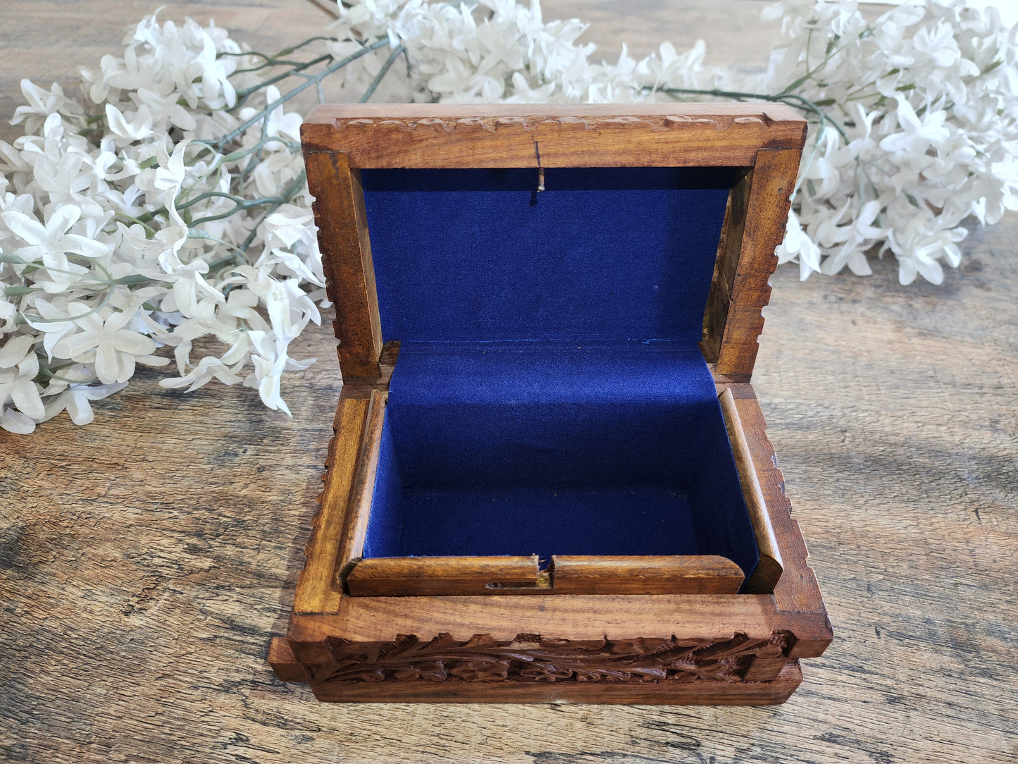 Handcrafted Wooden Box – Small Size with Internal Lock & Free Gift!