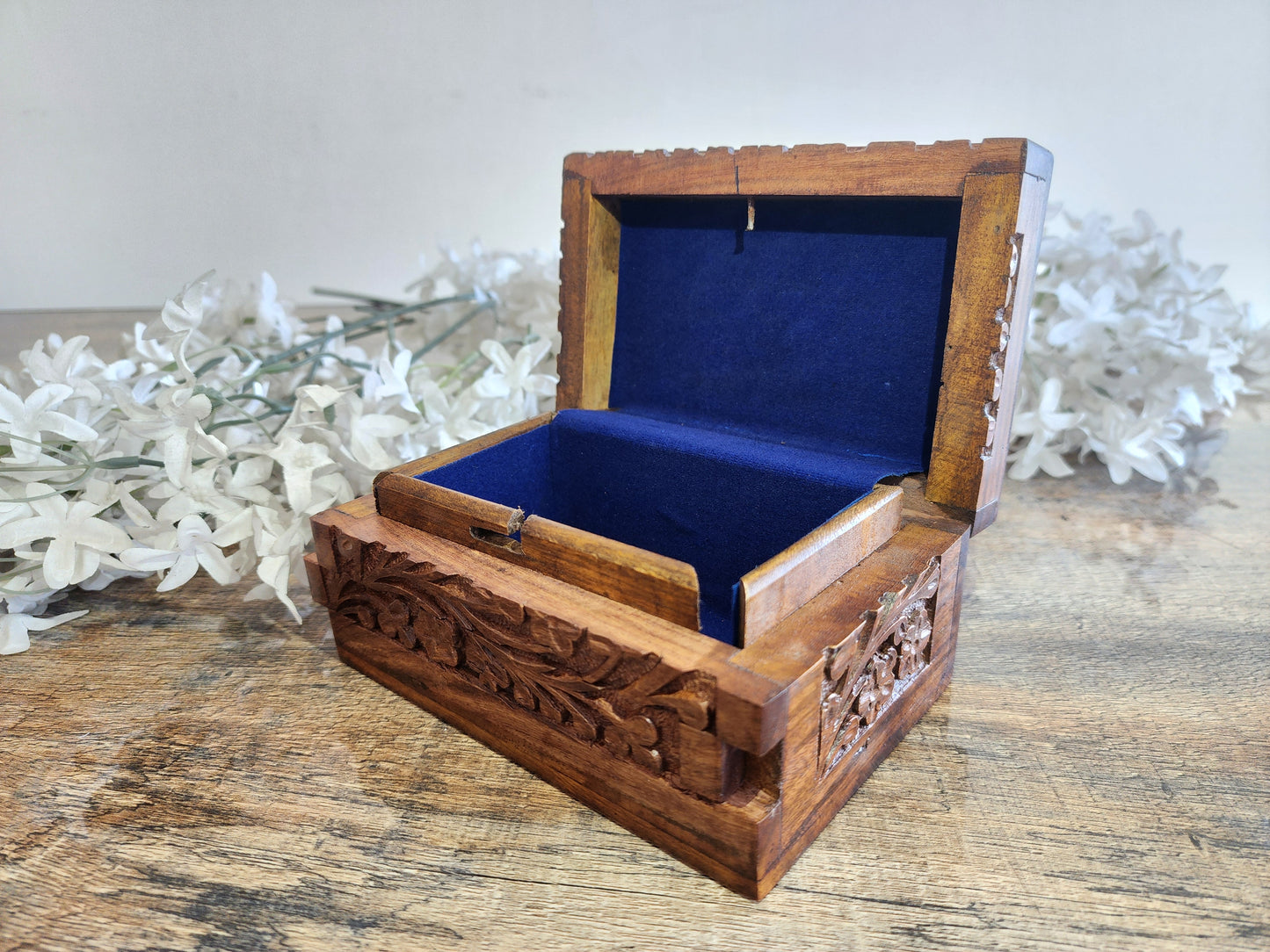 Handcrafted Wooden Box – Small Size with Internal Lock & Free Gift!